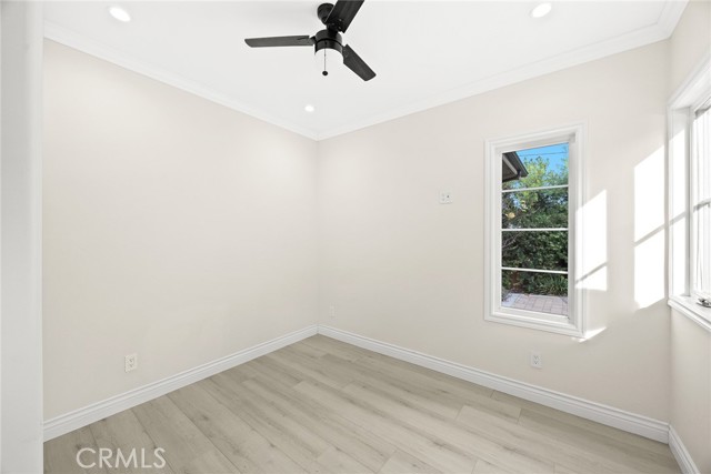 416 N Altura Road, Arcadia CA: https://media.crmls.org/medias/83fd55af-378a-4400-9ecc-e65853e87545.jpg