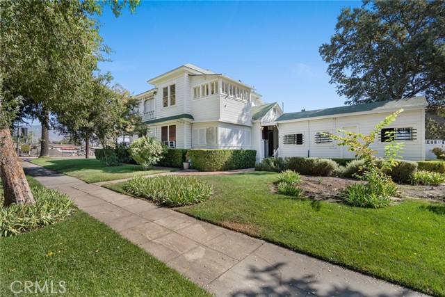 591 W 9th, San Bernardino CA: https://media.crmls.org/medias/83fdb416-d787-41b2-a81b-d7202ea51968.jpg