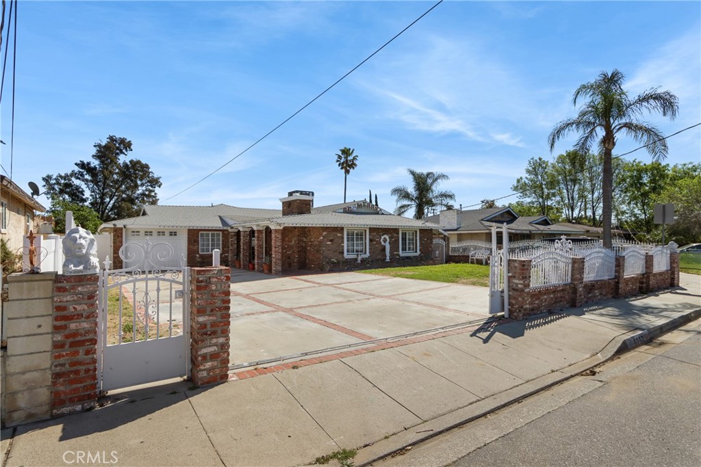 Duplex at 9257 Palmetto