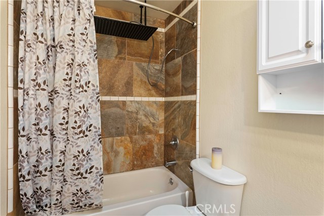 Detail Gallery Image 18 of 32 For 19894 Mountain Meadows South, Hidden Valley Lake,  CA 95467 - 2 Beds | 2 Baths