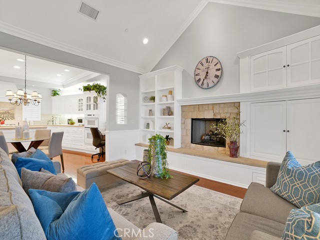 12272 Media Panorama, North Tustin CA: https://media.crmls.org/medias/84016da1-2199-4cac-9f77-45986b23896a.jpg