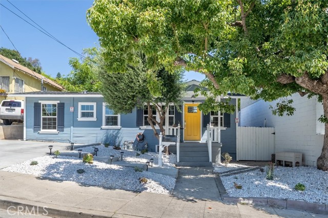 Detail Gallery Image 3 of 30 For 6041 Crestwood Way, Los Angeles,  CA 90042 - 2 Beds | 1 Baths