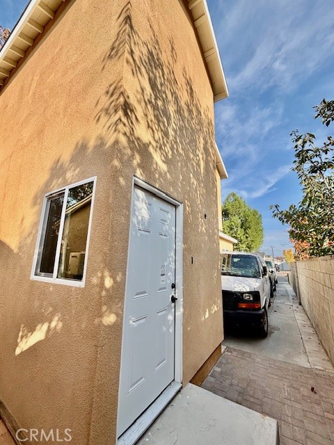 Detail Gallery Image 2 of 10 For 21323 Conradi, Torrance,  CA 90502 - 2 Beds | 2 Baths