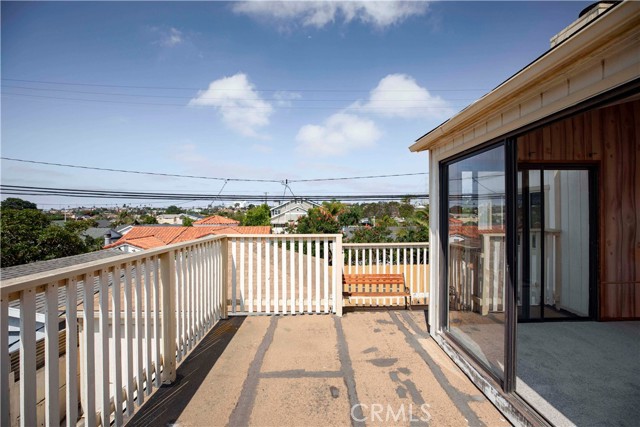 19205 Entradero Avenue, Torrance CA: https://media.crmls.org/medias/8403e8e0-5edf-40f4-b2bb-6b7665631336.jpg