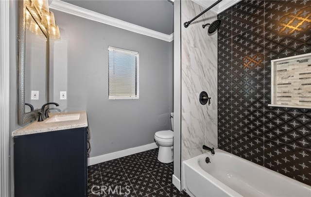 Detail Gallery Image 9 of 23 For 18206 Seville, Fontana,  CA 92335 - 3 Beds | 1 Baths