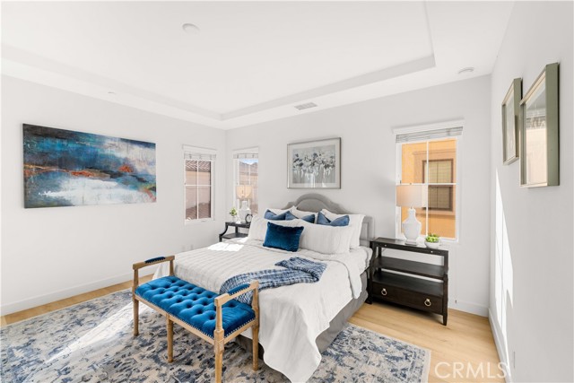 112 Velvet Leaf, Irvine CA: https://media.crmls.org/medias/840455cd-e9df-4ee0-8c81-f71069ba3041.jpg