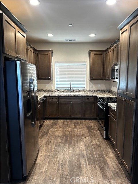 16 Petaluma Court, Chico CA: https://media.crmls.org/medias/84052439-67d9-4681-9c9b-a5a7977d1692.jpg
