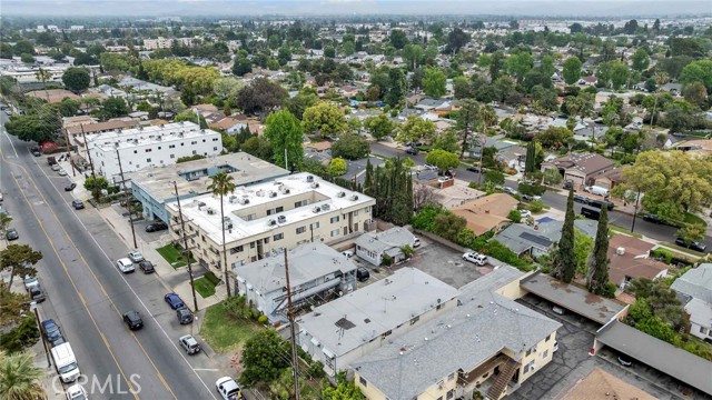 6862 Hazeltine Avenue, Van Nuys CA: https://media.crmls.org/medias/8405b75e-28b7-487a-b5c5-05bdae6ff6f5.jpg