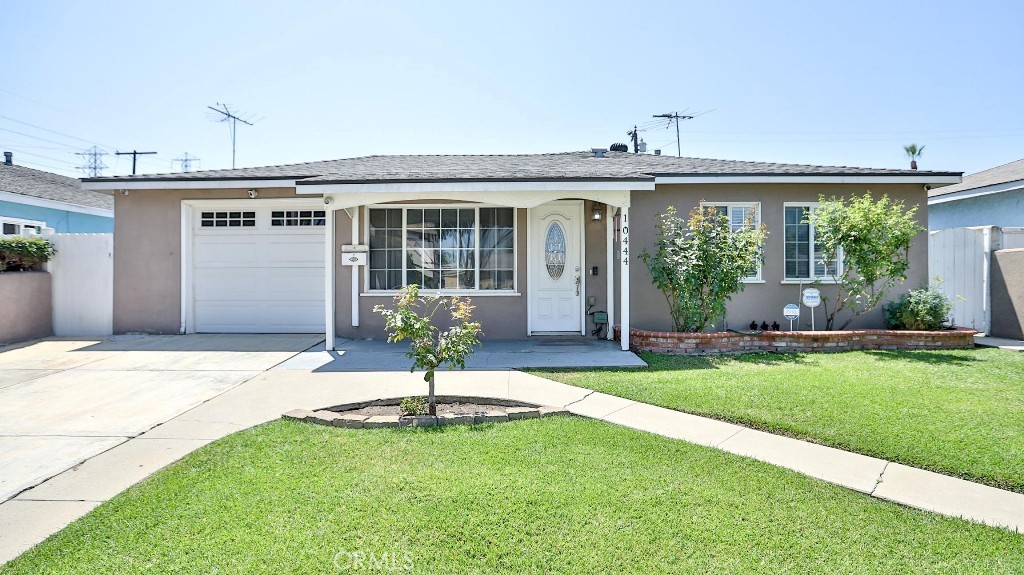 10444 Van Ruiten Street