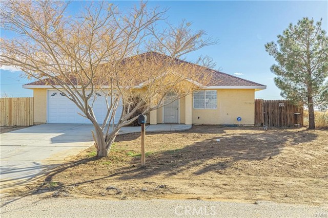 Detail Gallery Image 3 of 26 For 8012 Satinwood Ave, California City,  CA 93505 - 3 Beds | 2 Baths