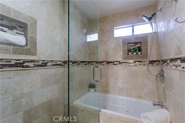 Detail Gallery Image 31 of 40 For 302 San Nicholas, Laguna Beach,  CA 92651 - 2 Beds | 2/1 Baths