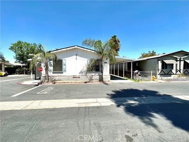 1097 N State St #568, Hemet, CA 92543