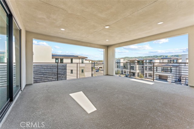 Detail Gallery Image 51 of 56 For 209 Stage, Irvine,  CA 92618 - 5 Beds | 5 Baths