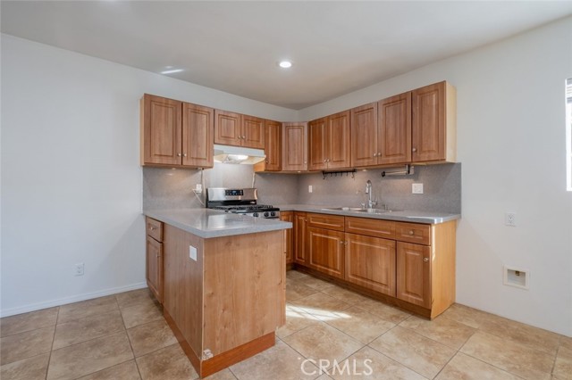 Detail Gallery Image 5 of 17 For 10407 Mcclemont Ave, Tujunga,  CA 91042 - 1 Beds | 1 Baths