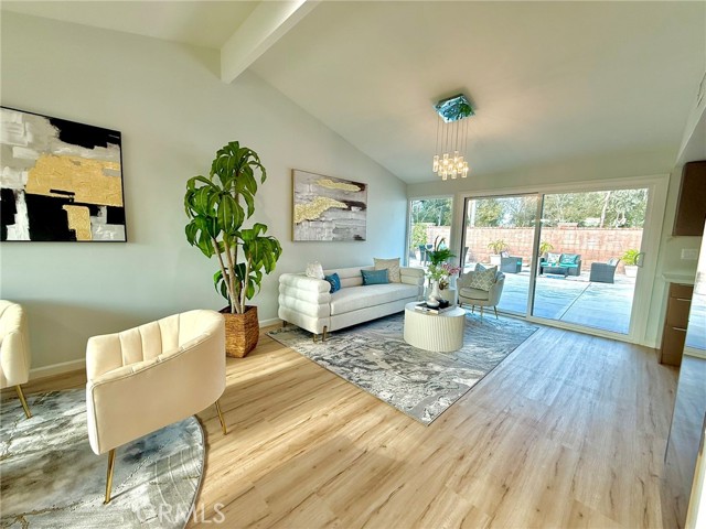 Detail Gallery Image 9 of 70 For 3432 Yellowtail Dr, Los Alamitos,  CA 90720 - 5 Beds | 4 Baths