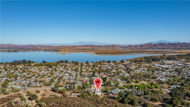 Detail Gallery Image 8 of 55 For 17835 Hayes Ave, Lake Elsinore,  CA 92530 - 3 Beds | 2/1 Baths