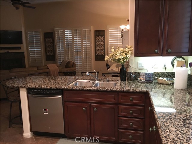 Detail Gallery Image 3 of 21 For 80836 Calle Azul, La Quinta,  CA 92253 - 3 Beds | 2/1 Baths