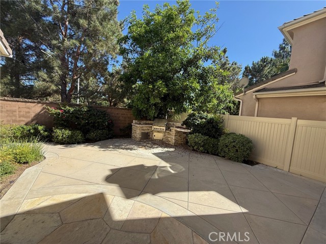 27 HIGHFIELD GLEN, Irvine CA: https://media.crmls.org/medias/84089673-11c6-475e-b0cb-7d9c55eb688a.jpg