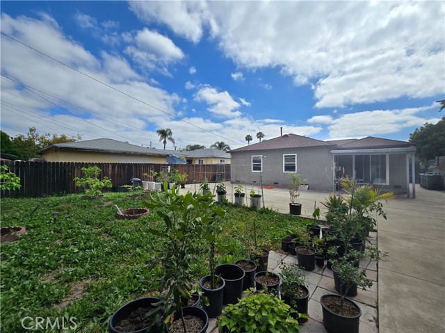 Detail Gallery Image 36 of 49 For 2222 S Broadway, Santa Ana,  CA 92707 - 3 Beds | 1 Baths
