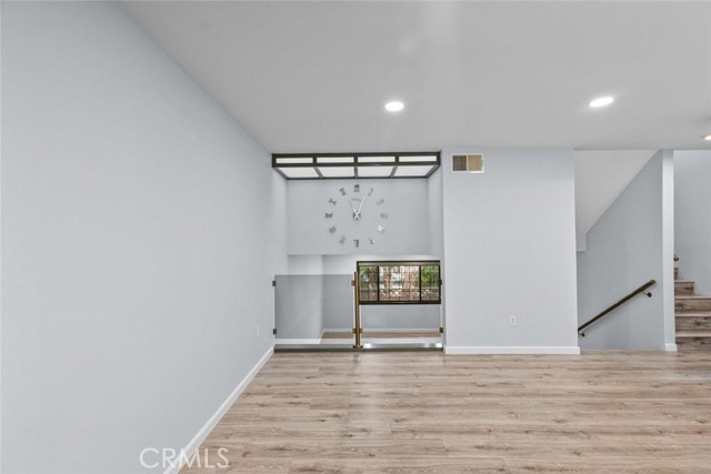7130 Glade Avenue, Canoga Park CA: https://media.crmls.org/medias/84098687-e66d-41e9-bb71-0c4072894d64.jpg