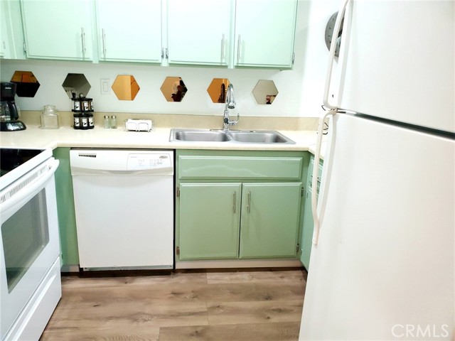 Detail Gallery Image 6 of 13 For 467 S Calle El Segundo #D3,  Palm Springs,  CA 92262 - 1 Beds | 1 Baths