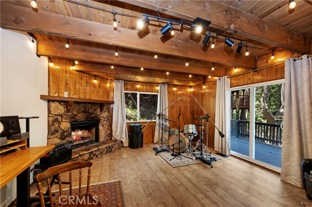 Detail Gallery Image 22 of 36 For 23746 Crest Forest, Crestline,  CA 92325 - 3 Beds | 2 Baths