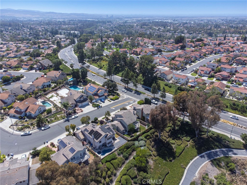 https://media.crmls.org/medias/840b5d64-9afe-435b-8b27-ce5645a40386.jpg?preset=X-Large