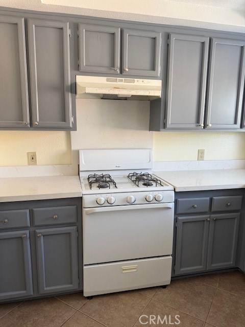 Detail Gallery Image 2 of 8 For 4930 16th a,  Santa Ana,  CA 92703 - 2 Beds | 1 Baths