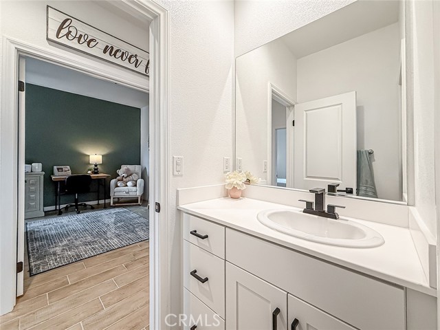 Detail Gallery Image 33 of 73 For 246 San Miguel Island Dr, Camarillo,  CA 93012 - 4 Beds | 2/1 Baths