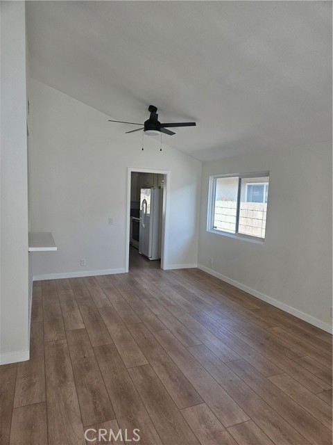 Detail Gallery Image 4 of 21 For 6801 Glen Drive, Huntington Beach,  CA 92647 - 4 Beds | 2 Baths