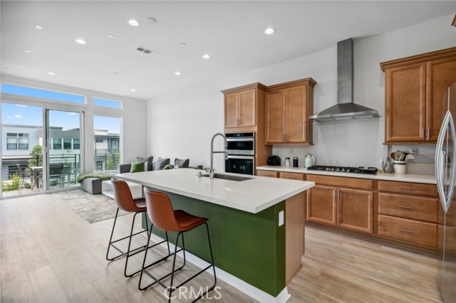 Front Image Thumbnail for CROC25271537