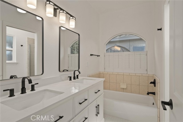 Detail Gallery Image 29 of 42 For 1560 Rue Francais, Chico,  CA 95973 - 3 Beds | 2 Baths