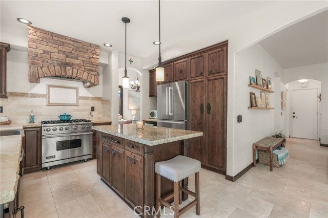 19066 Willow Brook, Lake Forest CA: https://media.crmls.org/medias/8411b79c-1f8c-4494-8592-6f3398b7db74.jpg