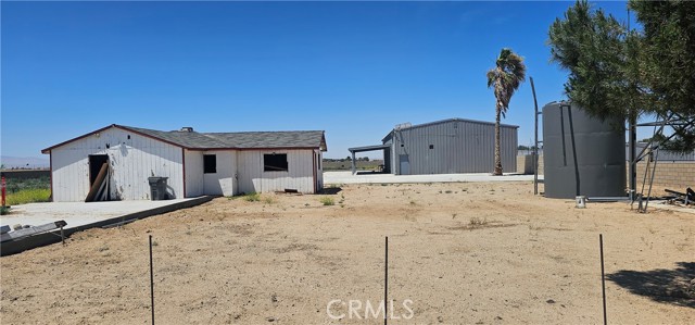 45219 12th Street, Lancaster CA: https://media.crmls.org/medias/8411dc66-e5b4-48c2-9a81-2c3b57723615.jpg