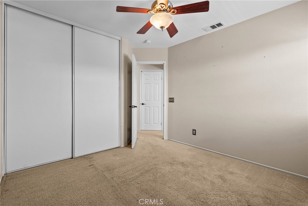 https://media.crmls.org/medias/84129828-3128-4081-93eb-852b42226c9f.jpg?preset=X-Large
