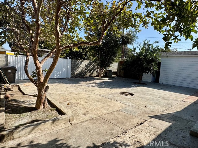 6862 Delta Avenue, Long Beach, California 90805, 3 Bedrooms Bedrooms, ,2 BathroomsBathrooms,Single Family Residence,For Sale,Delta,IG24247149