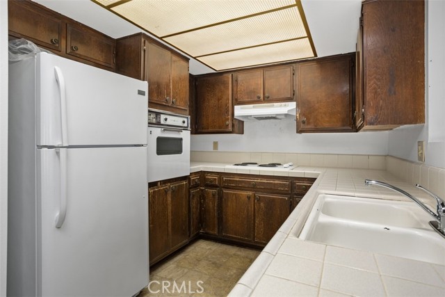 3760 Vista Campana S, Oceanside CA: https://media.crmls.org/medias/8413c510-abb9-4e51-96ed-4a6b8aa173bb.jpg