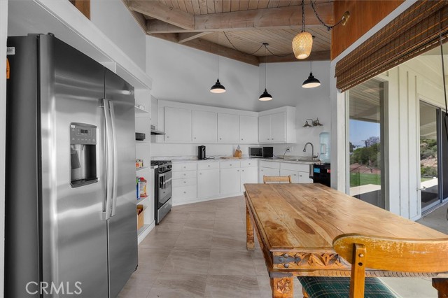 3111 Deluna Drive, Rancho Palos Verdes CA: https://media.crmls.org/medias/8414724c-3797-4d2c-ba96-35c2b4919e04.jpg