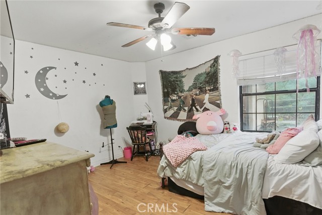 24980 Sunset Way, Tehachapi CA: https://media.crmls.org/medias/8414aed9-9c1e-4559-8f69-3d11a190276d.jpg