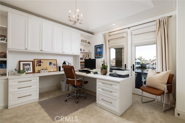 Detail Gallery Image 27 of 38 For 16111 Santa Barbara Ln, Huntington Beach,  CA 92649 - 4 Beds | 5/1 Baths