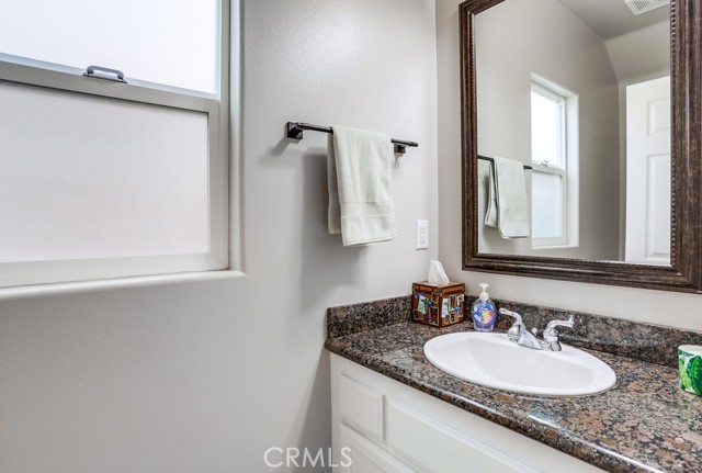 Detail Gallery Image 17 of 37 For 308 Huntington St, Huntington Beach,  CA 92648 - 3 Beds | 3/1 Baths