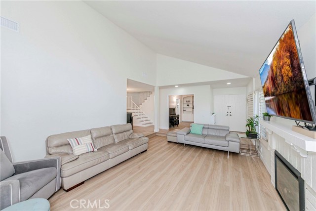 Detail Gallery Image 11 of 41 For 16325 Sierra Trail Ct, Hacienda Heights,  CA 91745 - 3 Beds | 3 Baths