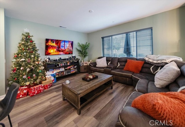 Detail Gallery Image 8 of 55 For 35157 Grove, Fallbrook,  CA 92028 - 4 Beds | 2/1 Baths