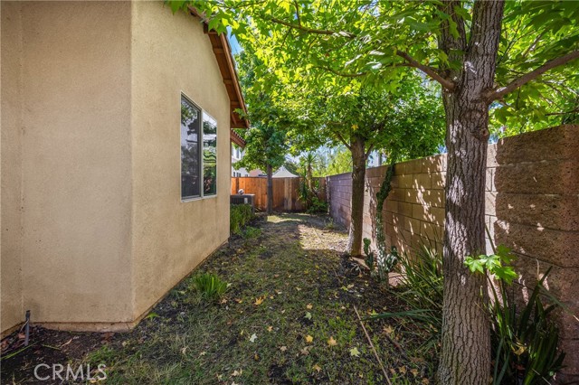 10201 Coral Lane, Moreno Valley CA: https://media.crmls.org/medias/8416aaba-99a8-42de-8e16-2643340c110c.jpg