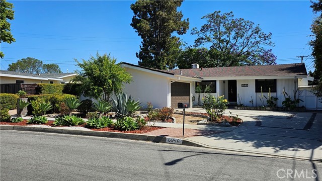 Detail Gallery Image 2 of 33 For 5940 Finecrest Dr, Rancho Palos Verdes,  CA 90275 - 5 Beds | 3 Baths