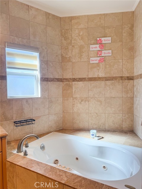 11989 Laurelwood Drive, 1 photo 27