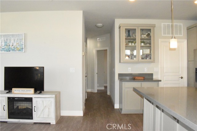 Detail Gallery Image 7 of 27 For 1245 W Cienega Ave #199,  San Dimas,  CA 91773 - 3 Beds | 2 Baths