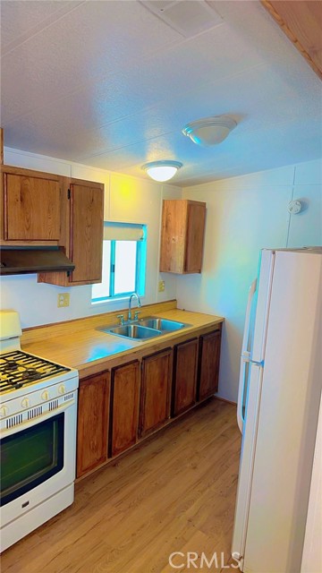 Detail Gallery Image 32 of 49 For 880 N Lake St #99,  Hemet,  CA 92544 - 2 Beds | 2 Baths