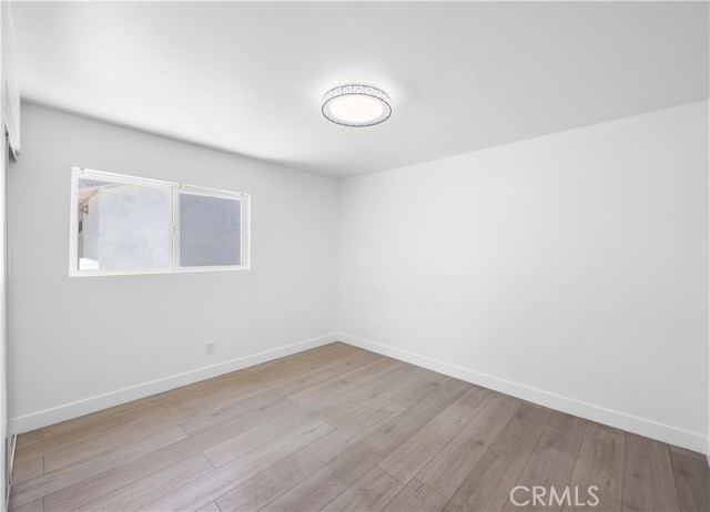 11430 Strathern Street, North Hollywood CA: https://media.crmls.org/medias/8417d679-34a3-4480-be42-f94fd35e5900.jpg