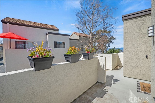 Detail Gallery Image 26 of 37 For 24451 Leonard Tree Ln #201,  Newhall,  CA 91321 - 2 Beds | 2 Baths